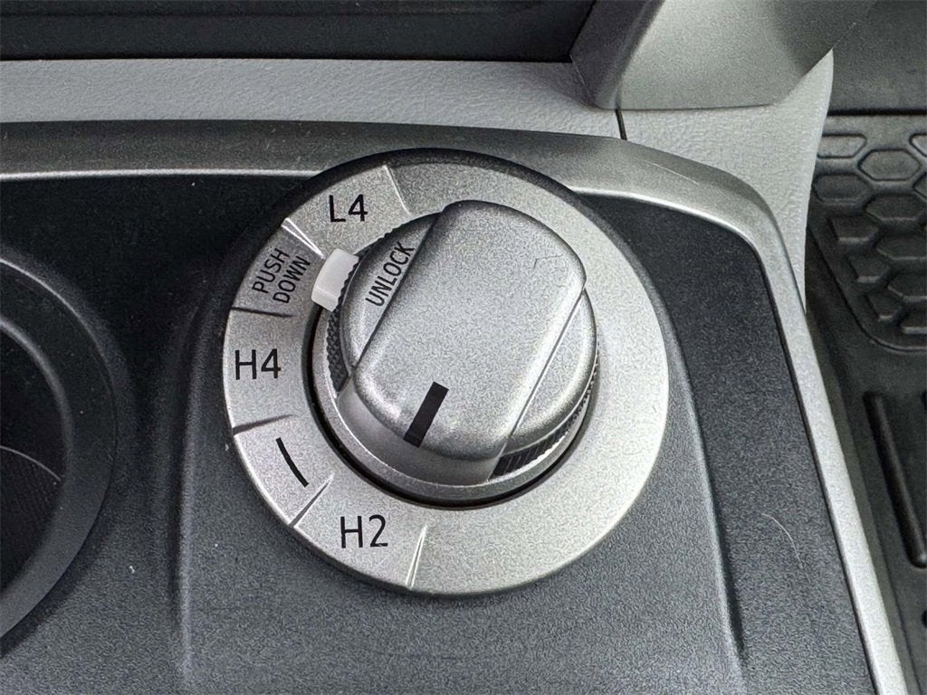 2013 Toyota 4Runner SR5