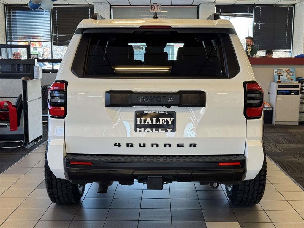 2025 Toyota 4Runner SR5