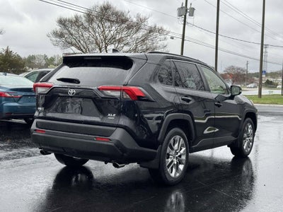 2020 Toyota RAV4 XLE Premium