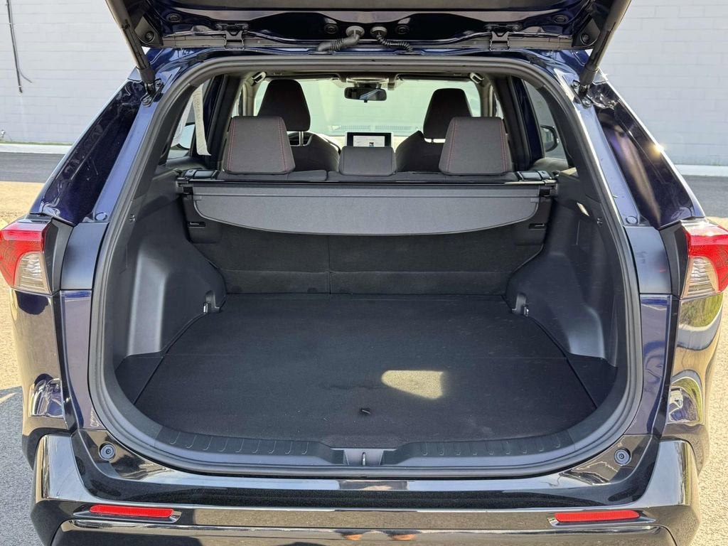 2024 Toyota RAV4 Prime SE