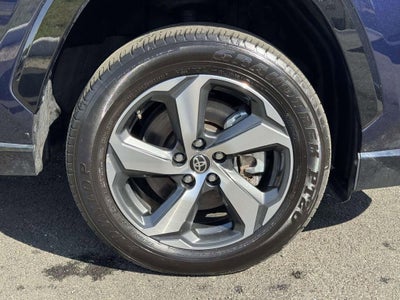 2024 Toyota RAV4 Prime SE