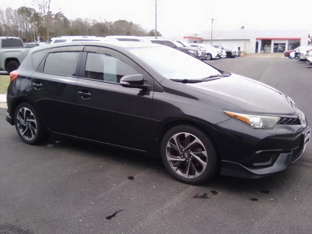 2016 Scion iM Base