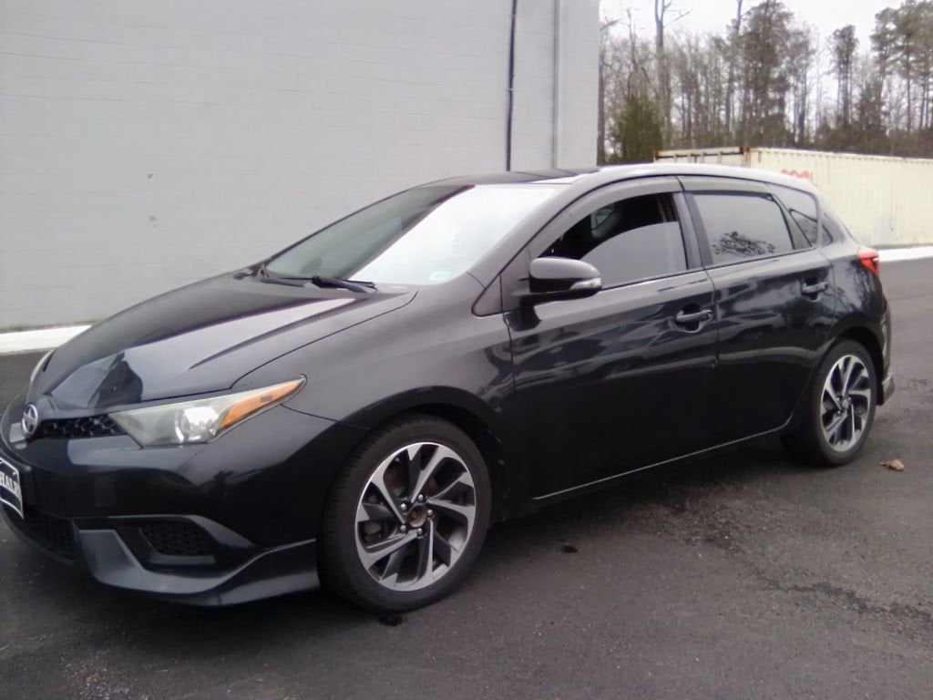 2016 Scion iM Base
