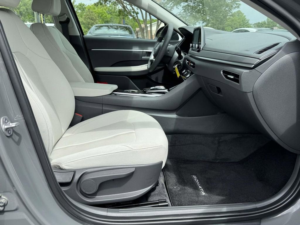 2023 Hyundai Sonata SE