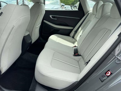 2023 Hyundai Sonata SE