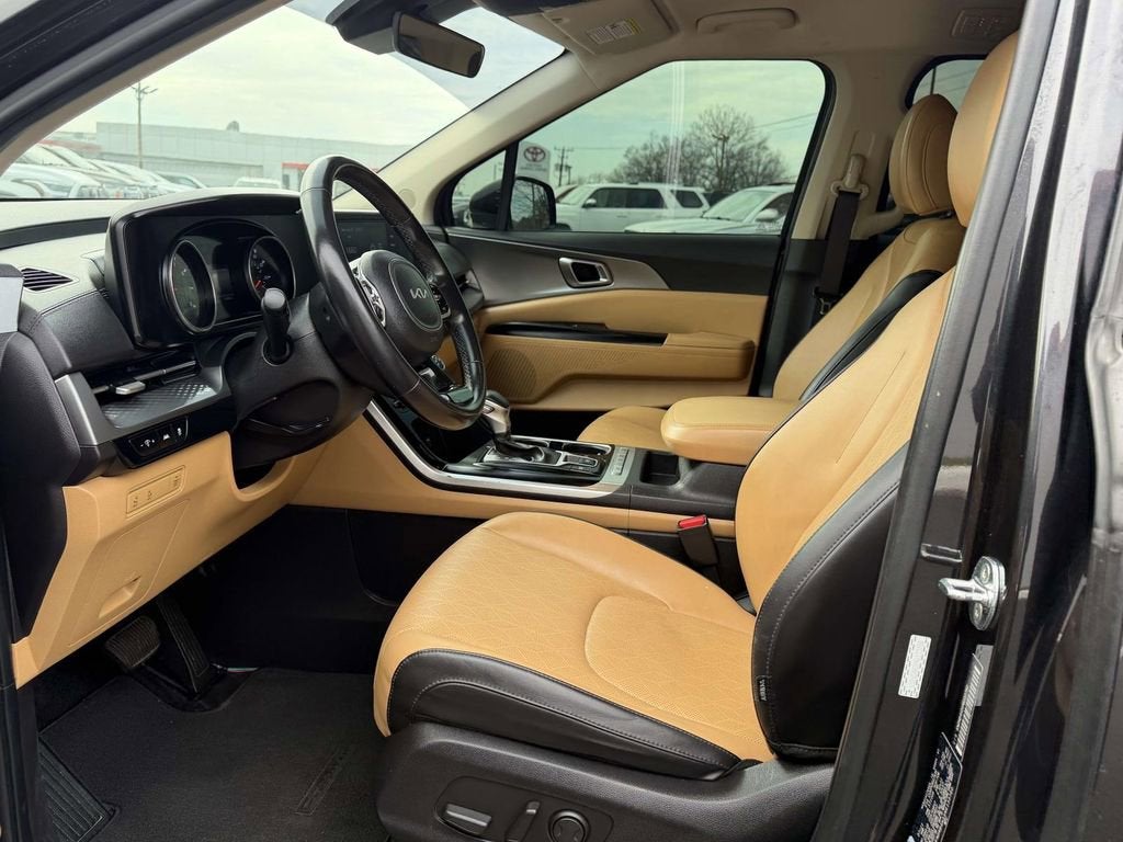 2022 Kia Carnival LXS