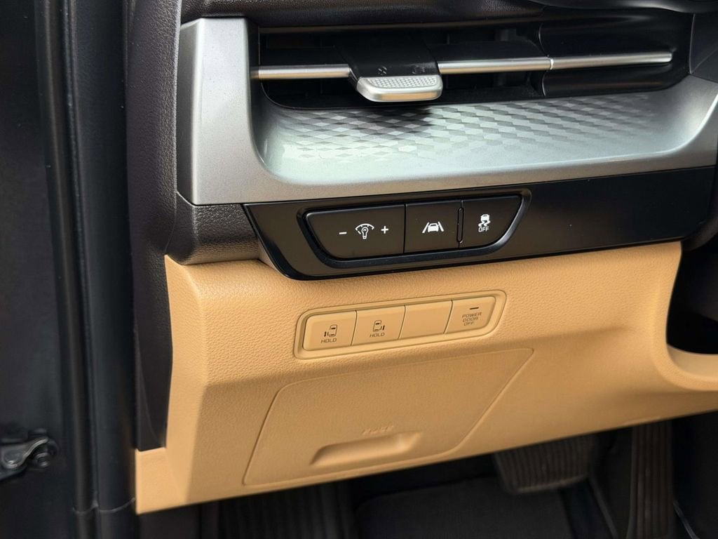 2022 Kia Carnival LXS