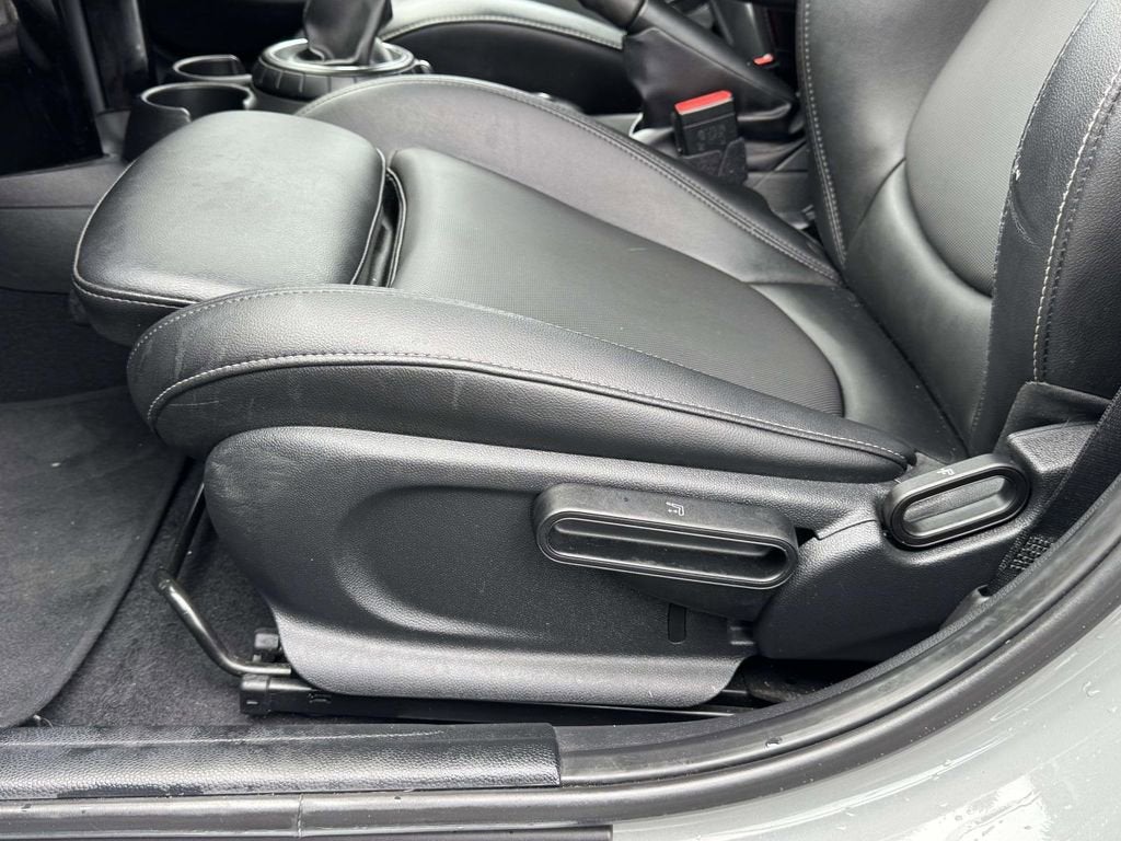 2015 MINI Cooper Hardtop 4 Door Base