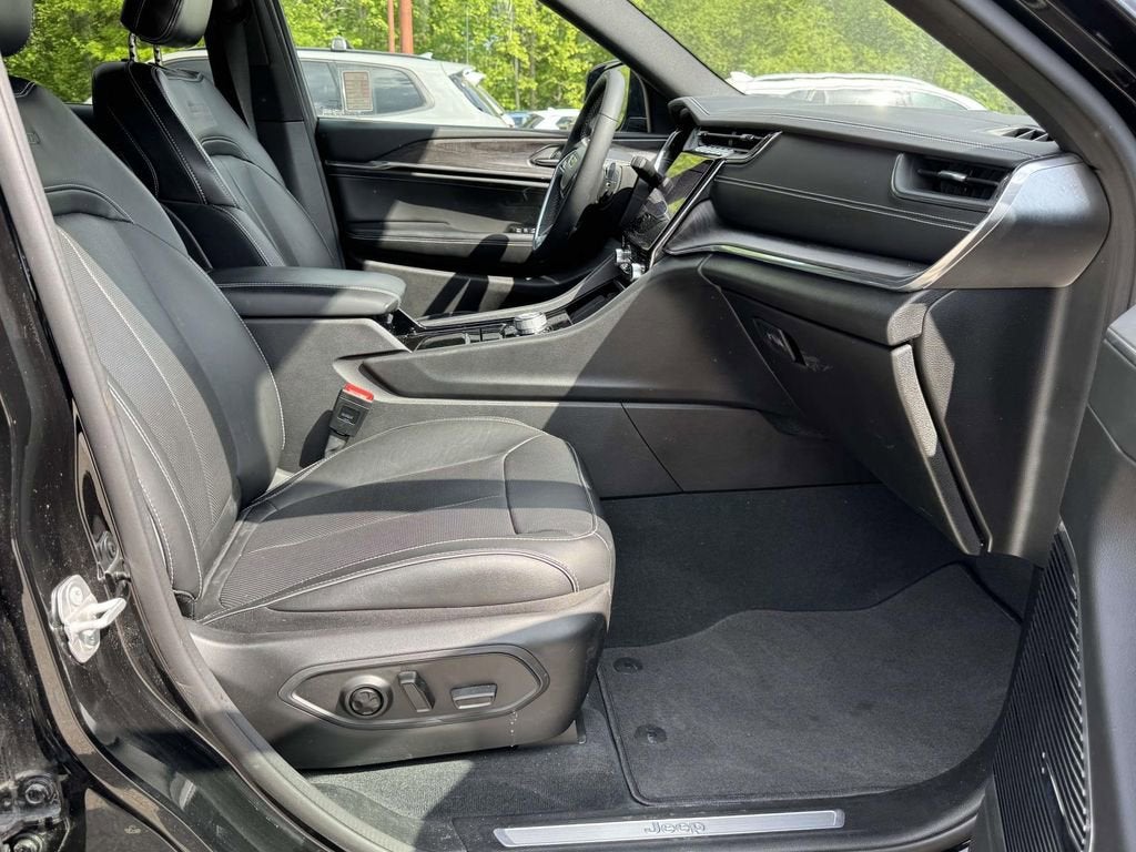 2022 Jeep Grand Cherokee 4xe Overland 4xe