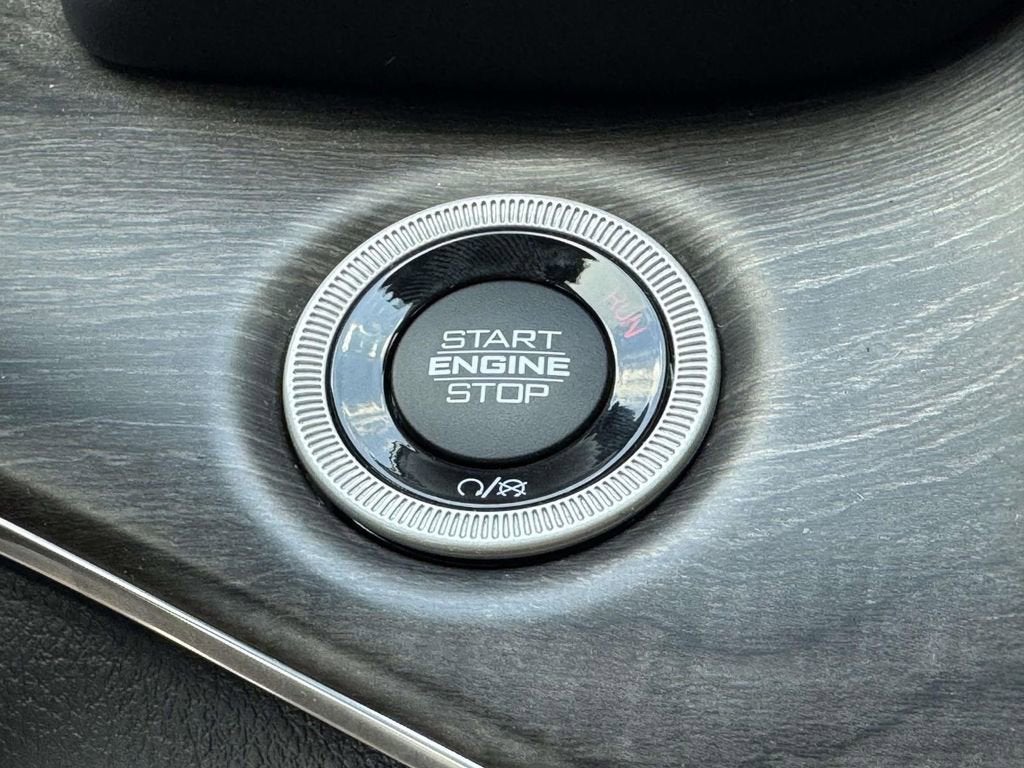 2022 Jeep Grand Cherokee 4xe Overland 4xe