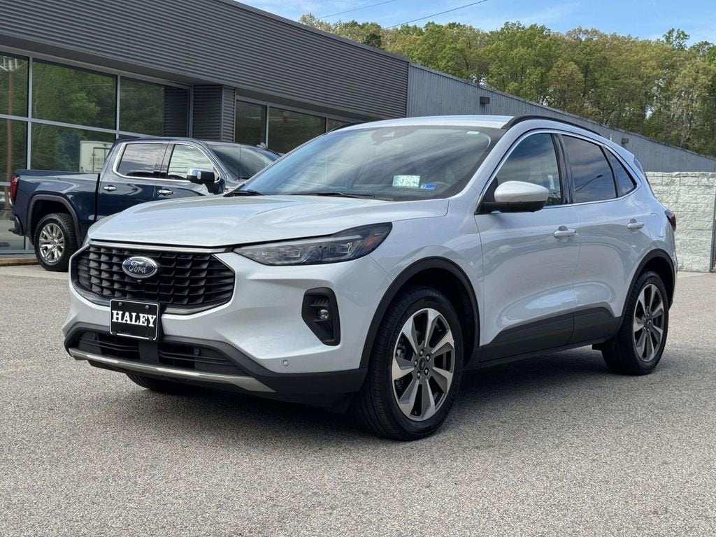 2025 Ford Escape Platinum