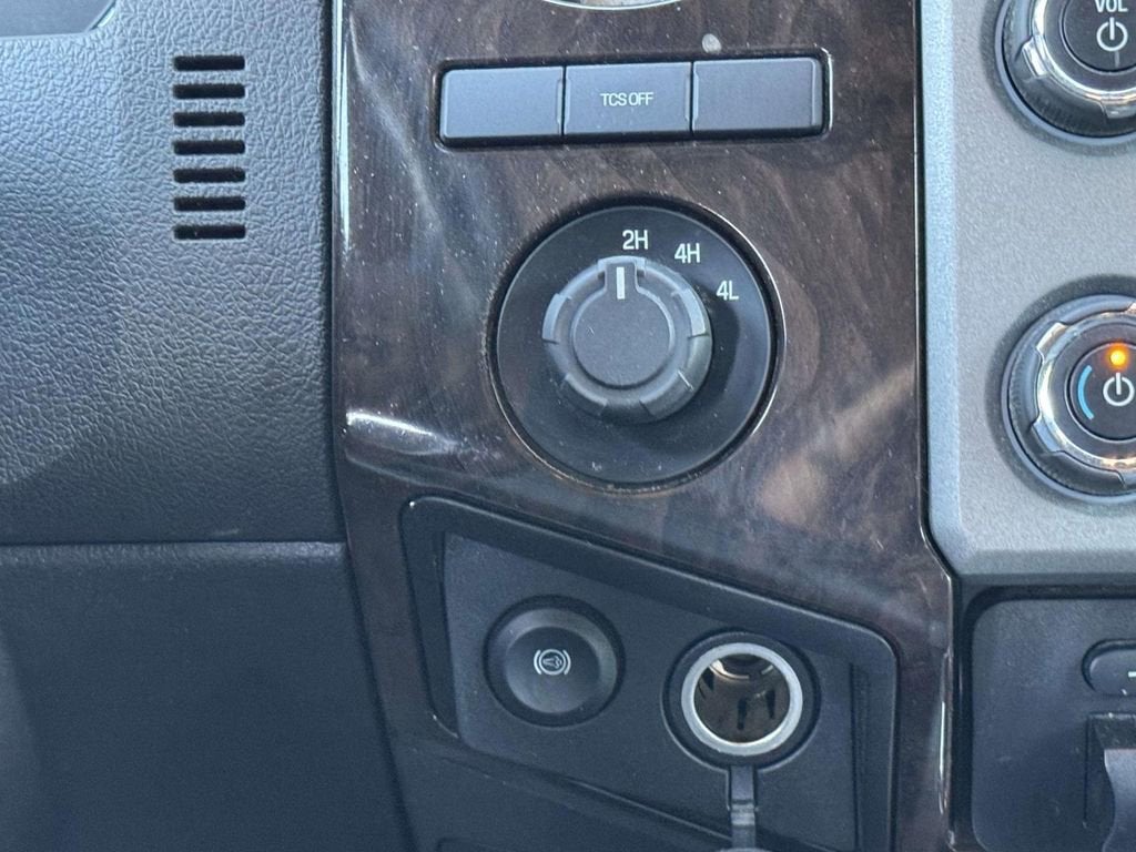 2016 Ford Super Duty F-350 DRW Platinum