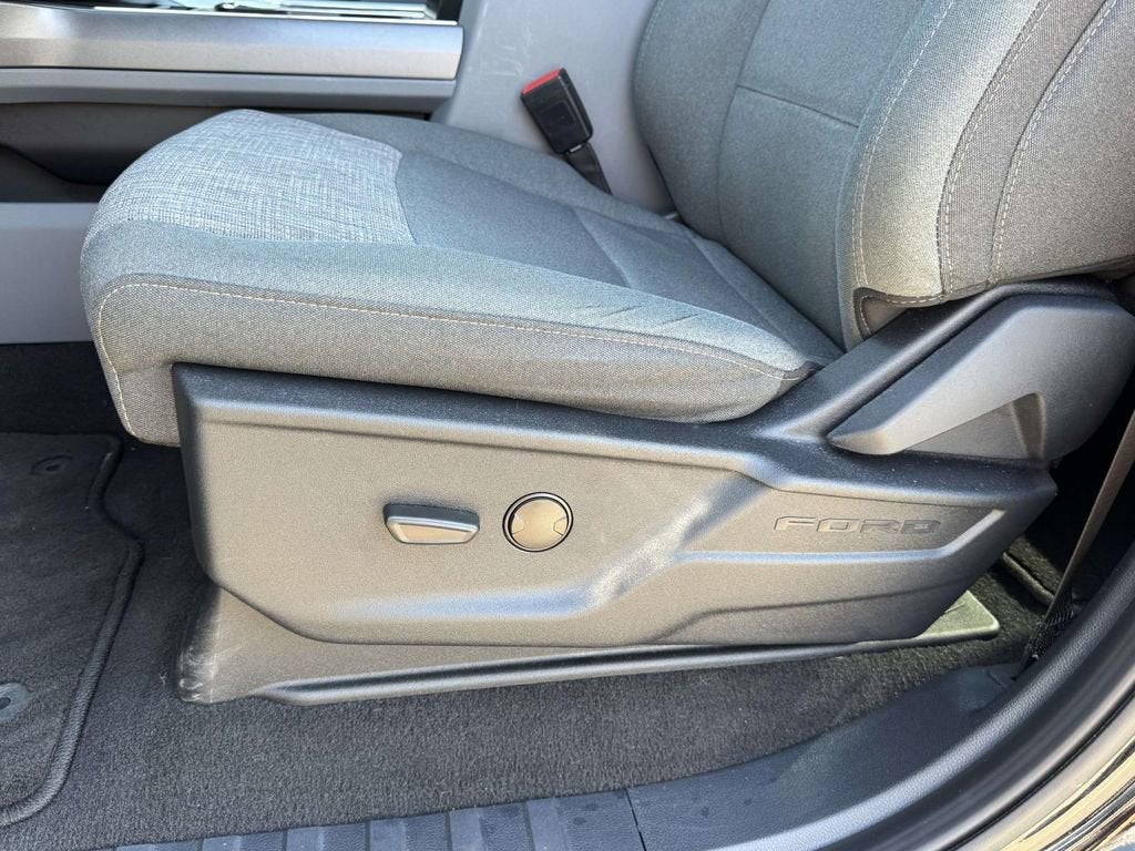 2023 Ford Super Duty F-350 DRW XLT