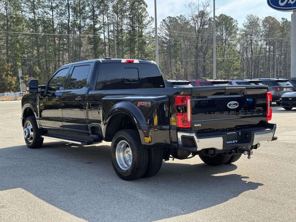 2023 Ford Super Duty F-350 DRW XLT