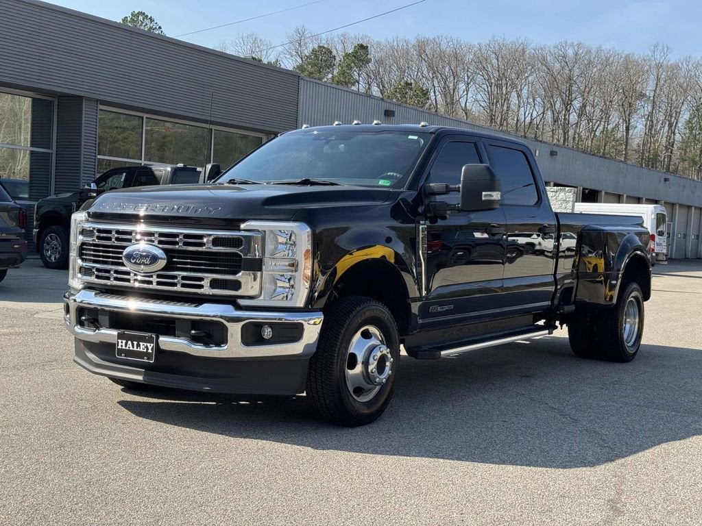 2023 Ford Super Duty F-350 DRW XLT