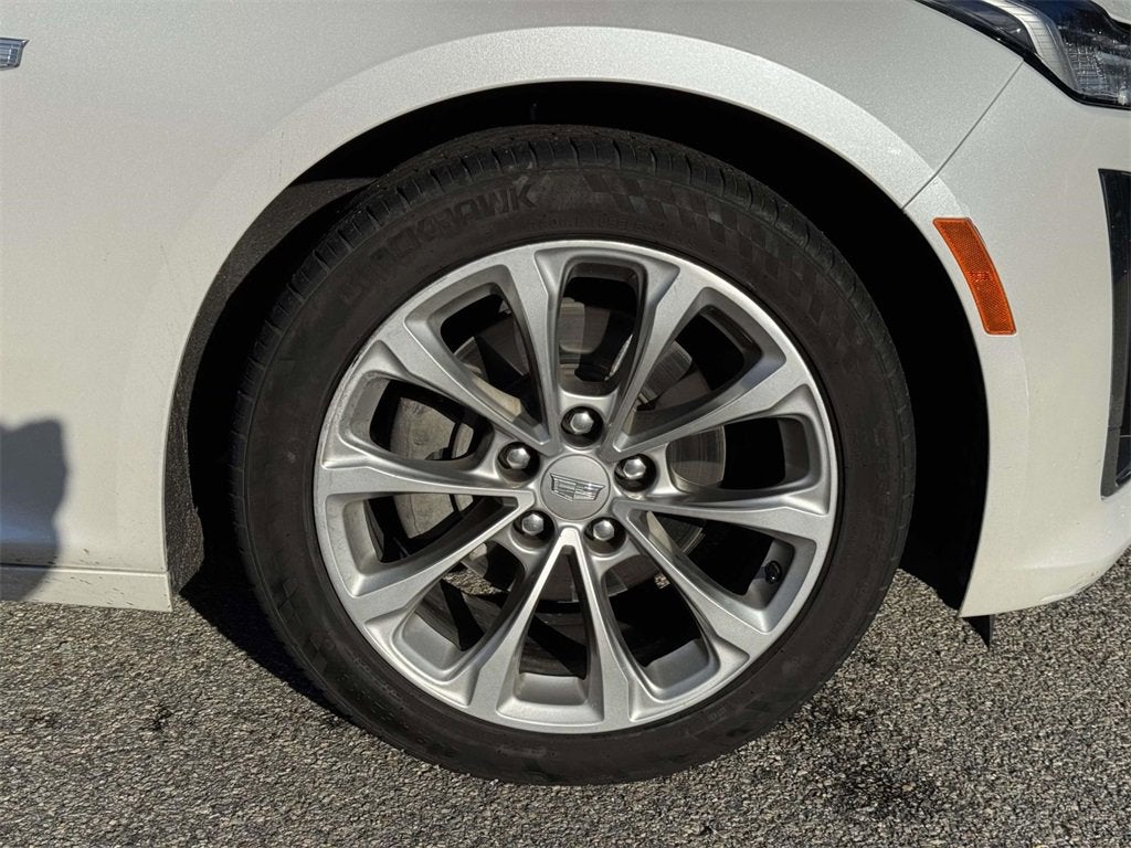 2022 Cadillac CT5 Premium Luxury