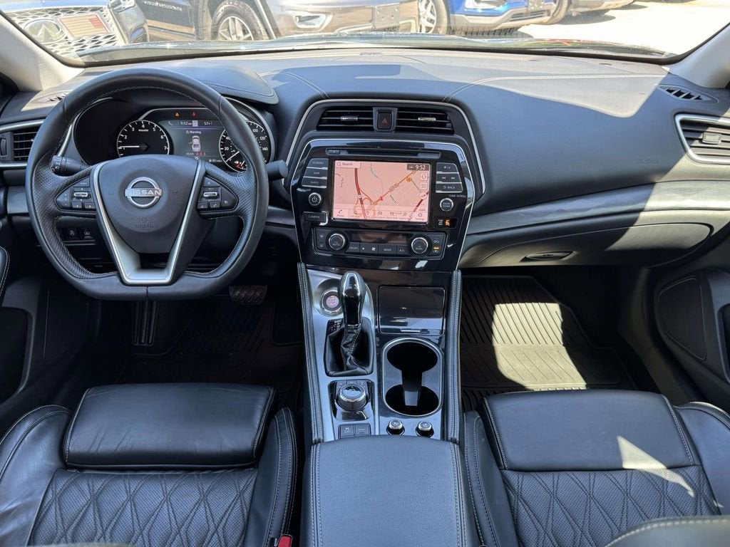 2023 Nissan Maxima Platinum