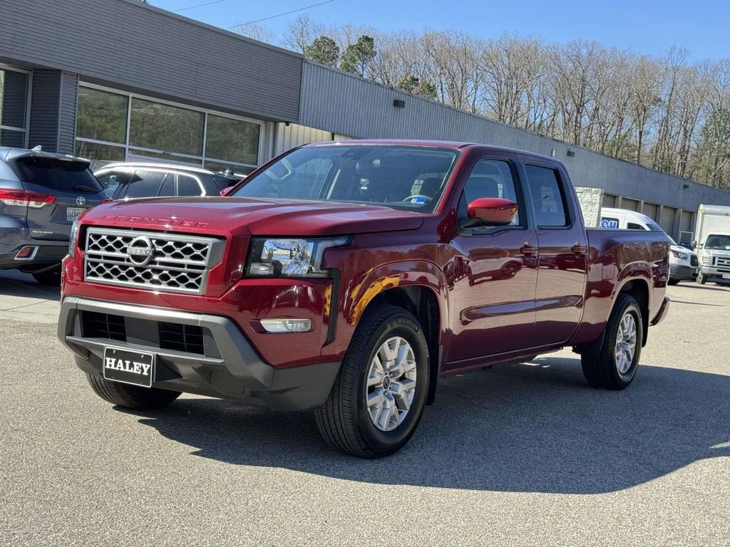 2024 Nissan Frontier SV