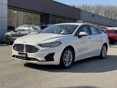 2019 Ford Fusion Hybrid SE