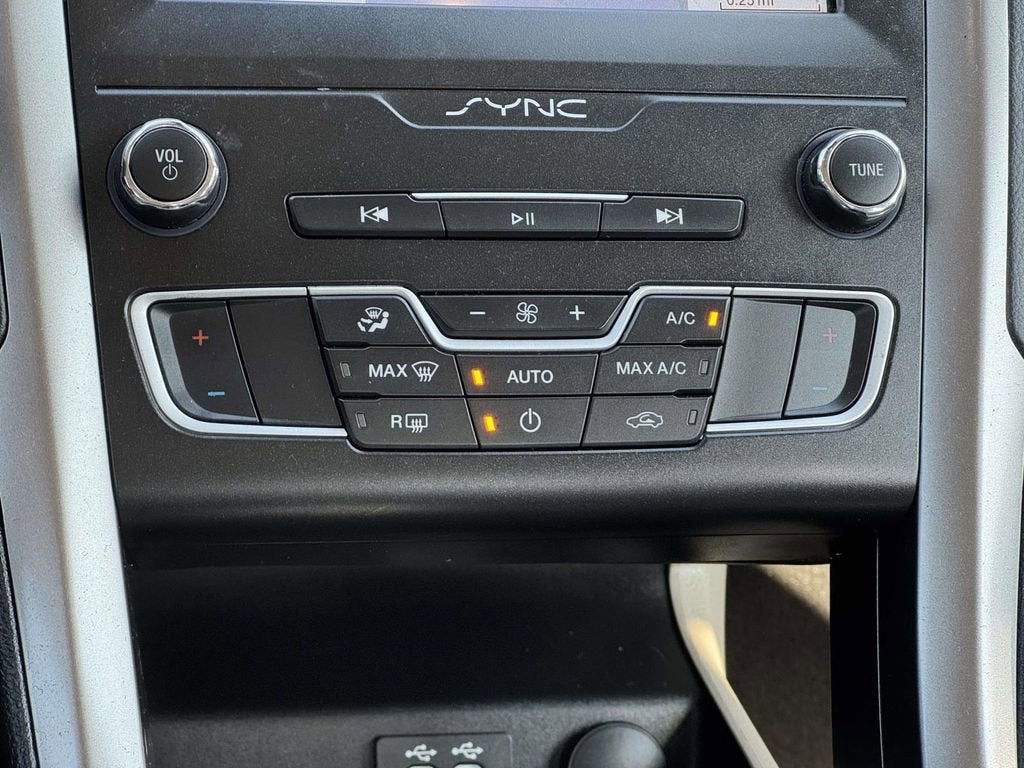 2019 Ford Fusion Hybrid SE