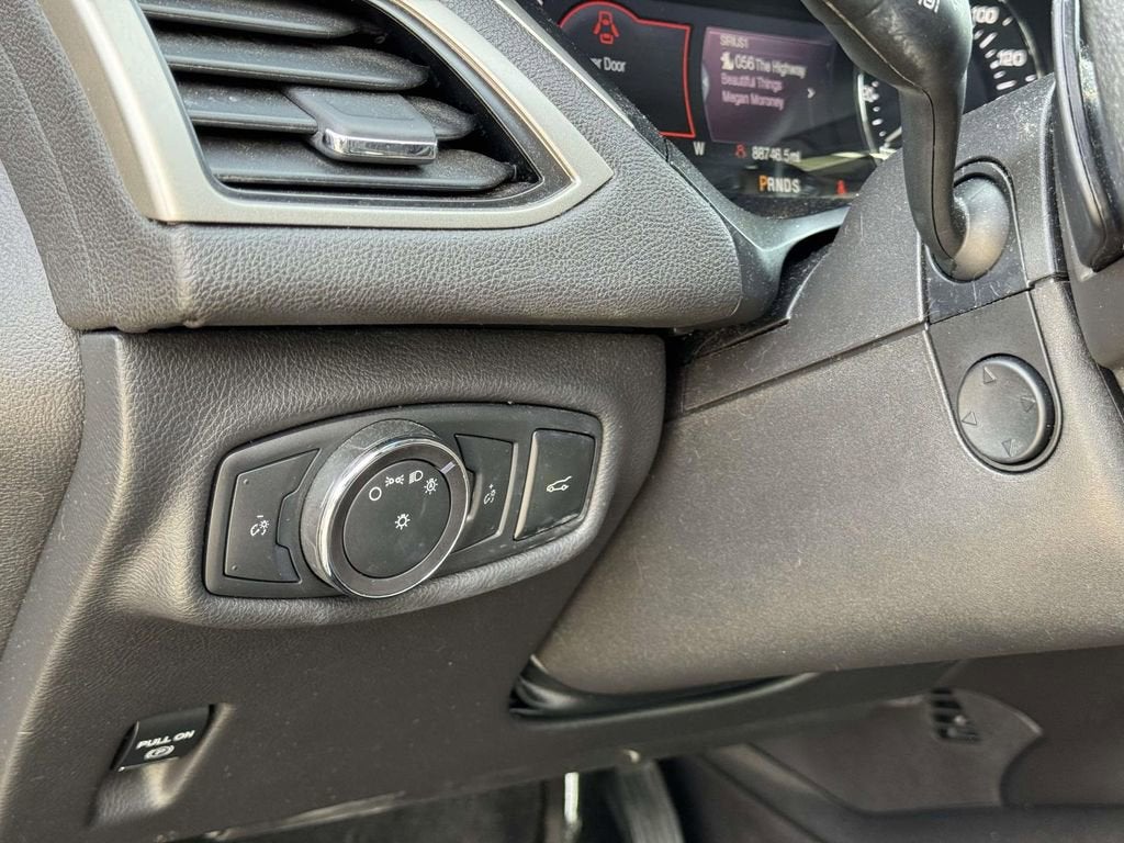 2014 Lincoln MKZ Base