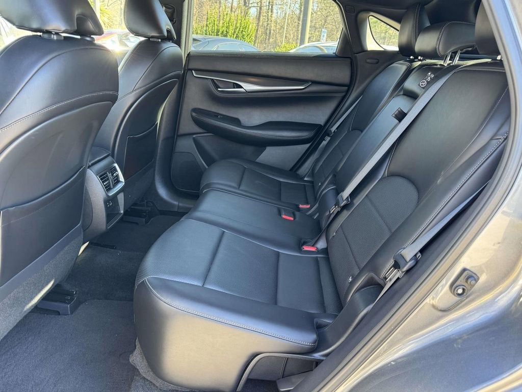 2023 INFINITI QX55 LUXE