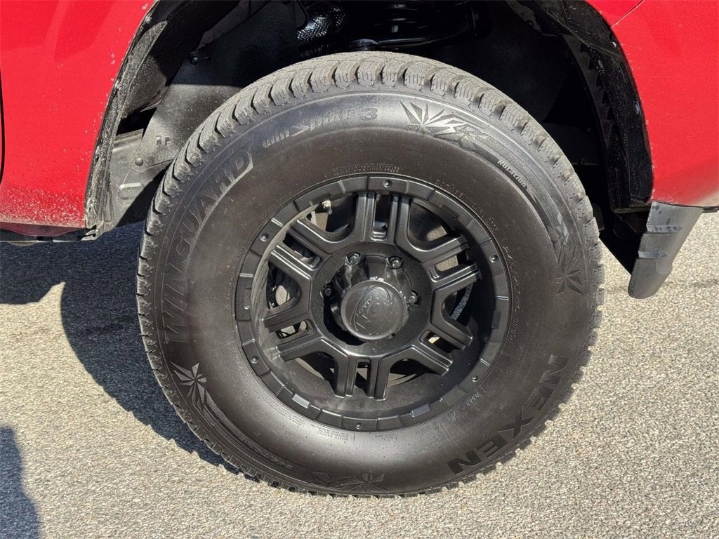 2022 Toyota Tacoma SR