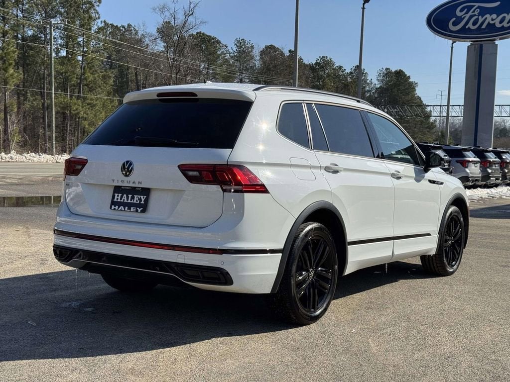 2022 Volkswagen Tiguan 2.0T SE R-Line Black
