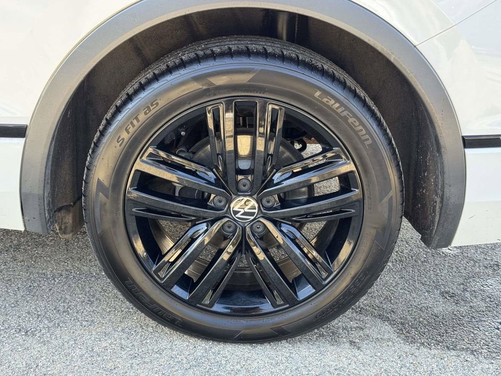 2022 Volkswagen Tiguan 2.0T SE R-Line Black
