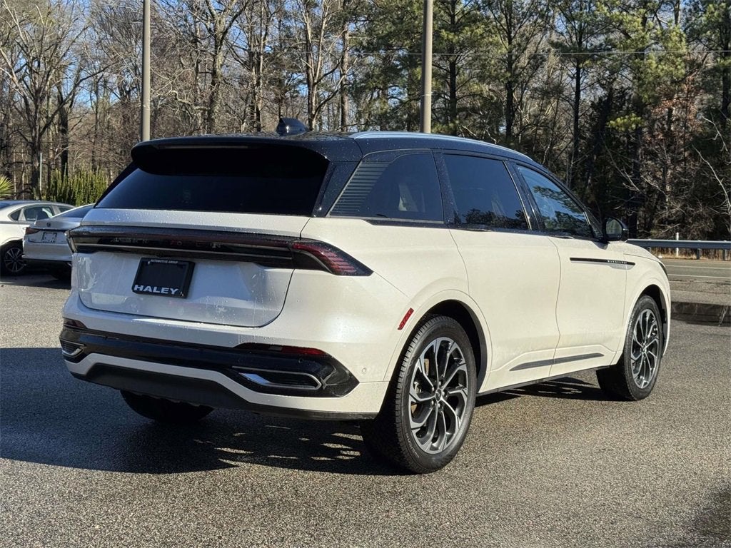 2024 Lincoln Nautilus Reserve