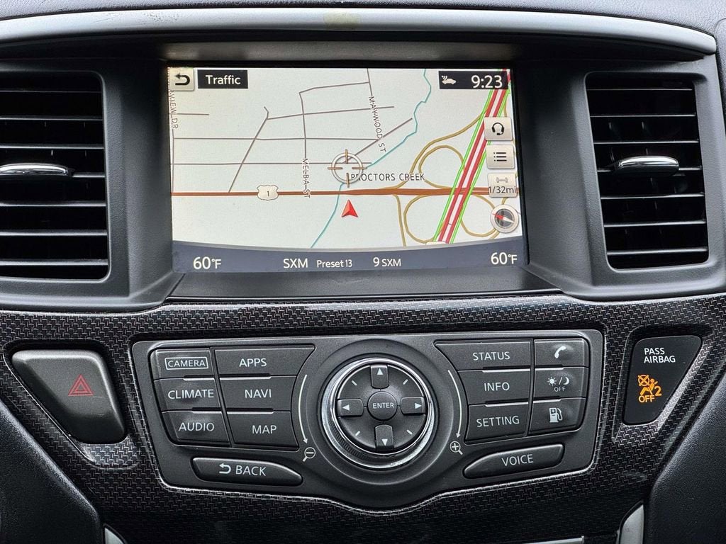 2020 Nissan Pathfinder SL
