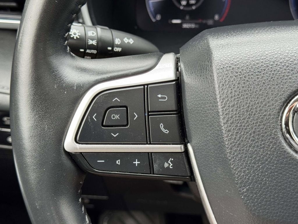 2023 Toyota Highlander Platinum