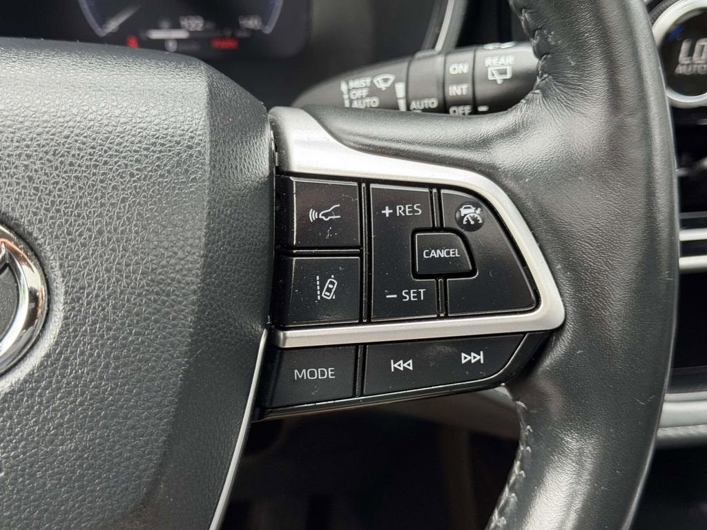 2023 Toyota Highlander Platinum