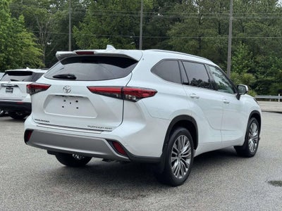 2023 Toyota Highlander Platinum