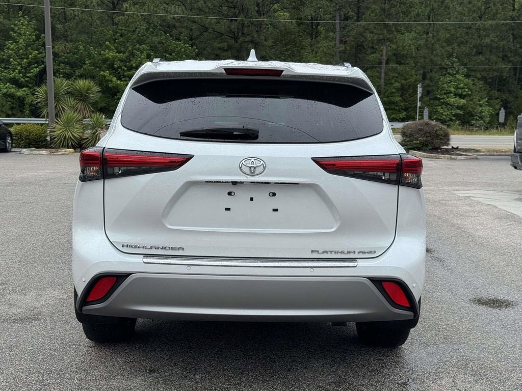 2023 Toyota Highlander Platinum