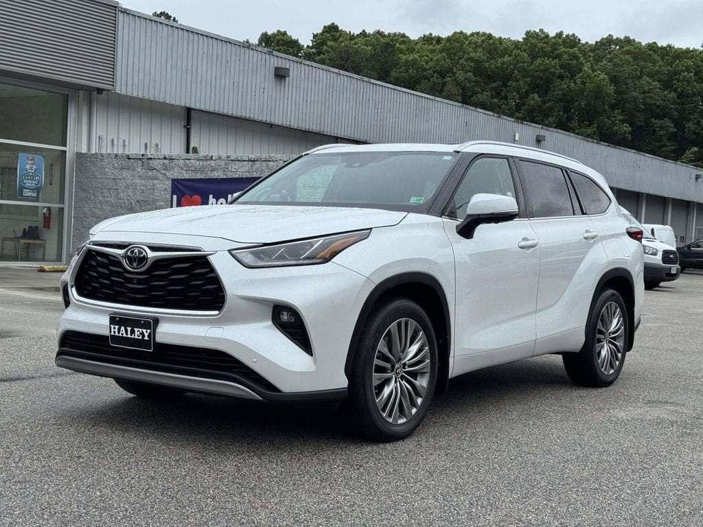 2023 Toyota Highlander Platinum