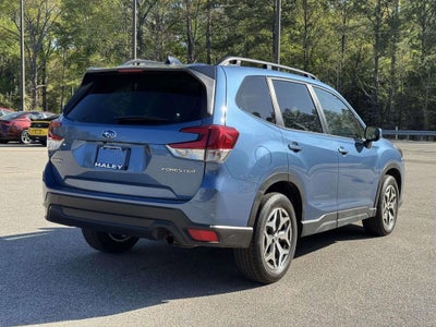 2024 Subaru Forester Premium