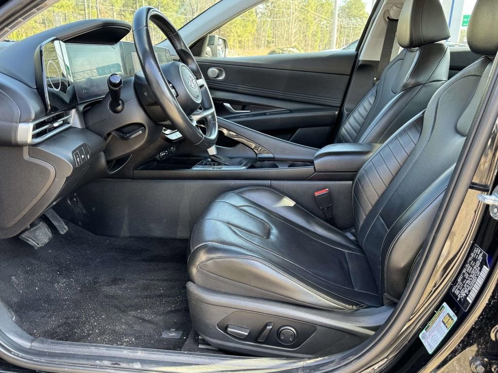 2023 Hyundai Elantra Limited