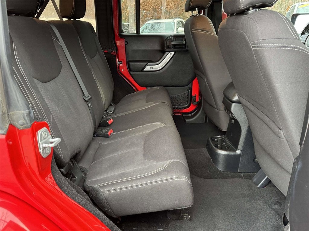 2015 Jeep Wrangler Unlimited Unlimited Sahara