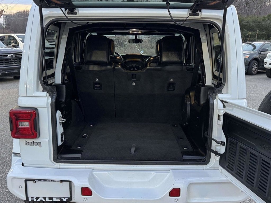 2021 Jeep Wrangler Unlimited Sahara High Altitude