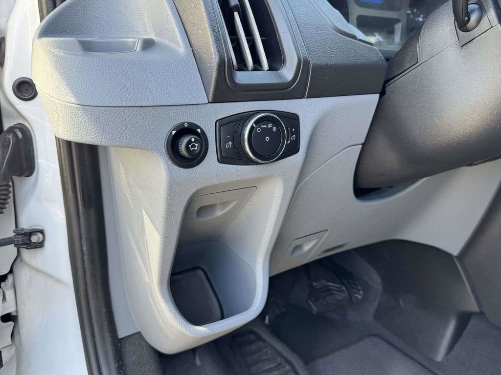 2017 Ford Transit Wagon XL