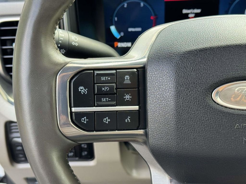2025 Ford Super Duty F-250 SRW Platinum