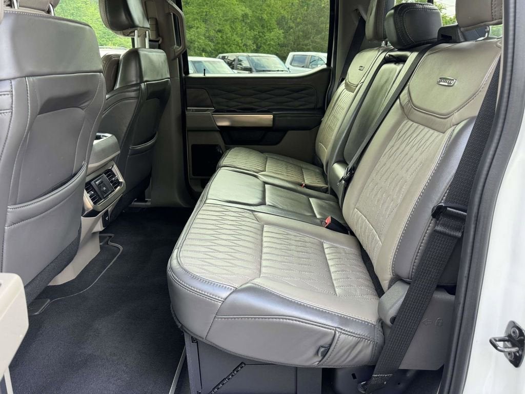 2025 Ford Super Duty F-250 SRW Platinum