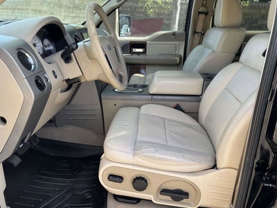 2004 Ford F-150 Lariat