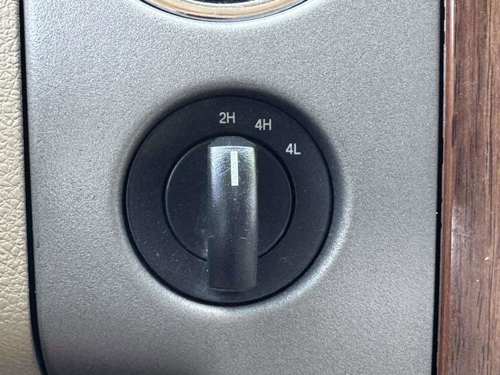 2004 Ford F-150 Lariat