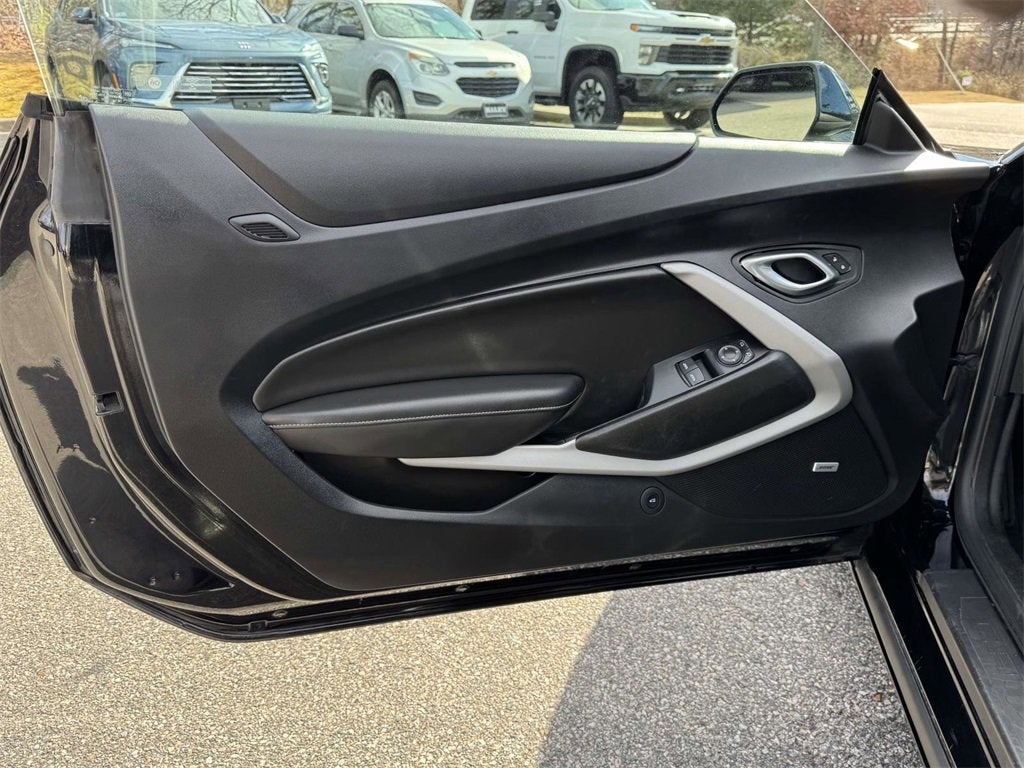 2022 Chevrolet Camaro 1LT