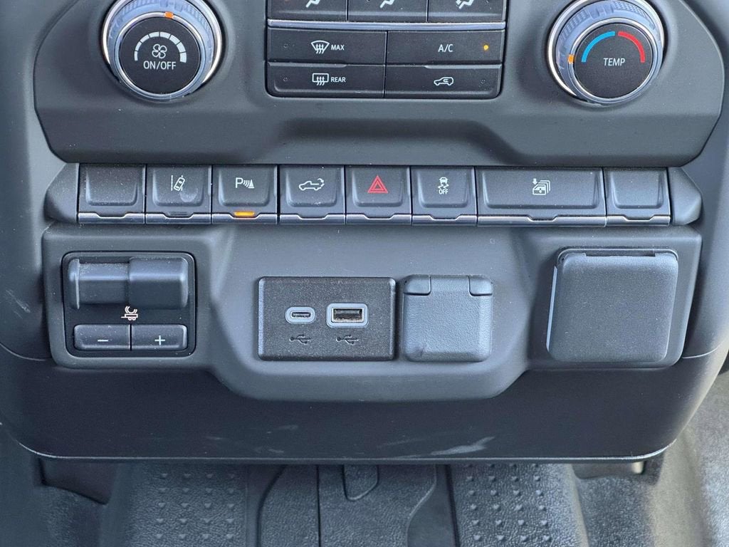 2025 Chevrolet Silverado 2500HD Custom