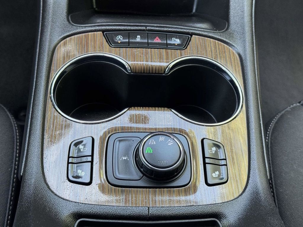 2022 GMC Acadia SLE