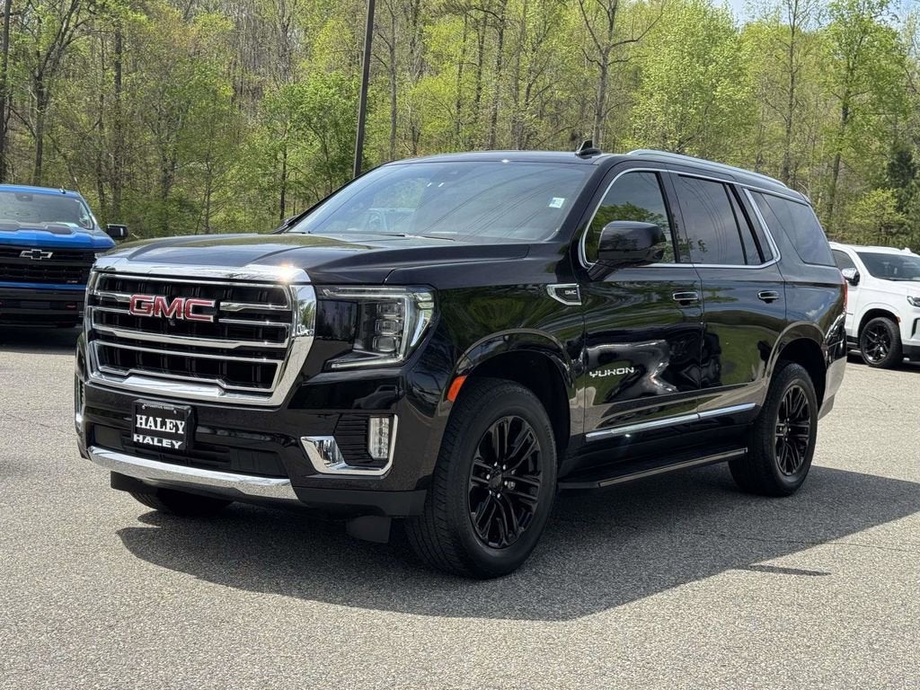2023 GMC Yukon SLT