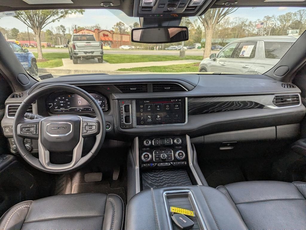 2023 GMC Yukon Denali